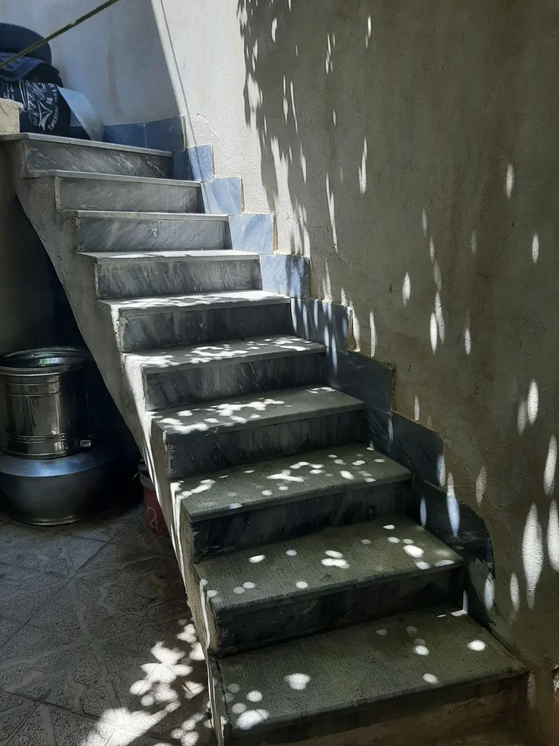 خانه مناسب در کوی کیوان .سعدی