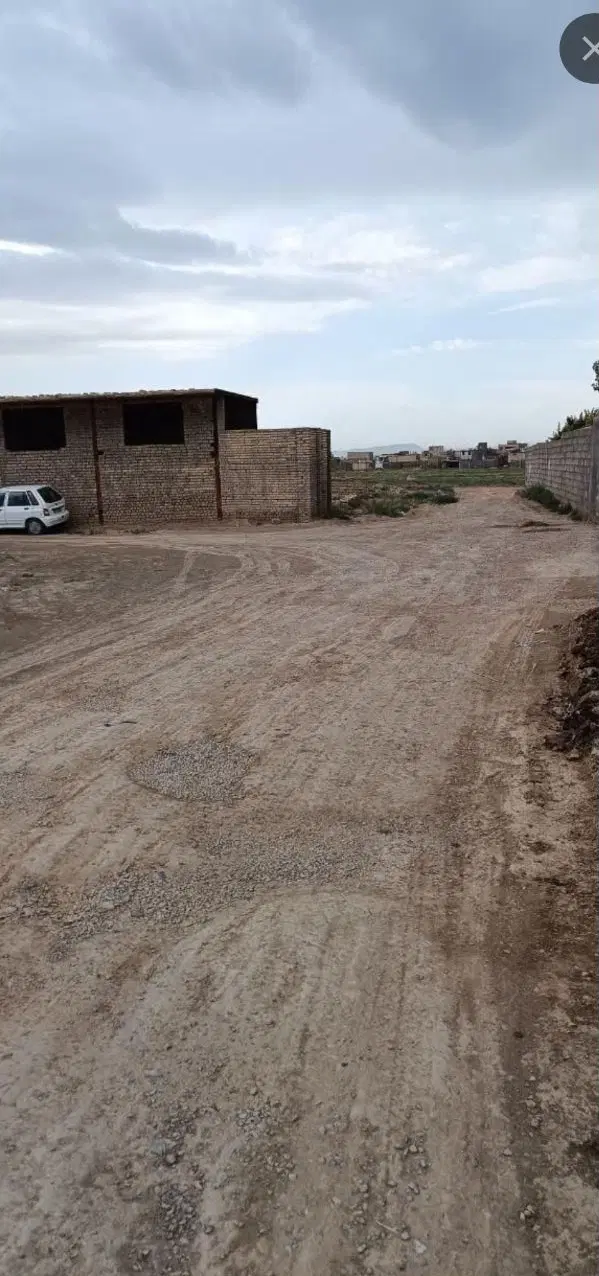 سلام یک خانه نیمه ساز به فروش می‌رسد