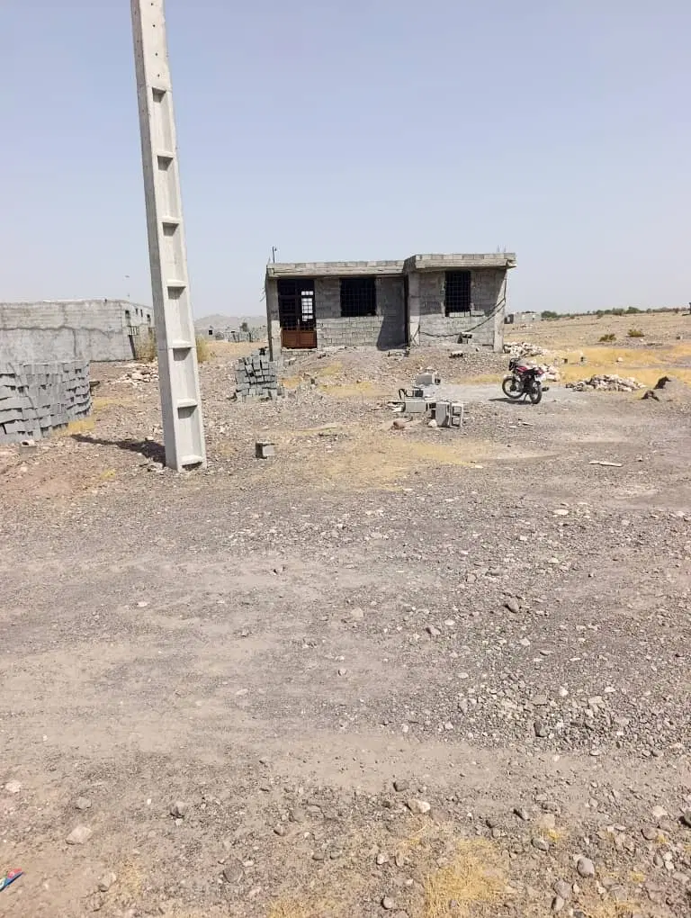 فروش ویلایی نیمه کاره راونگ