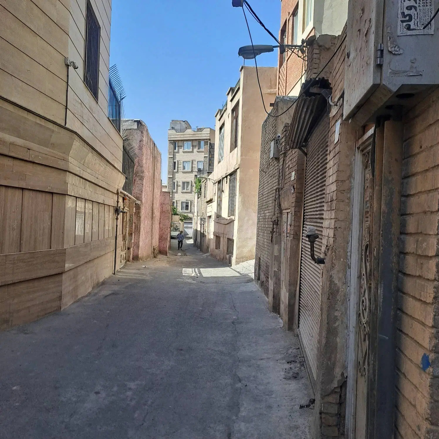فروش آپارتمان نزدیک بازار و مترو