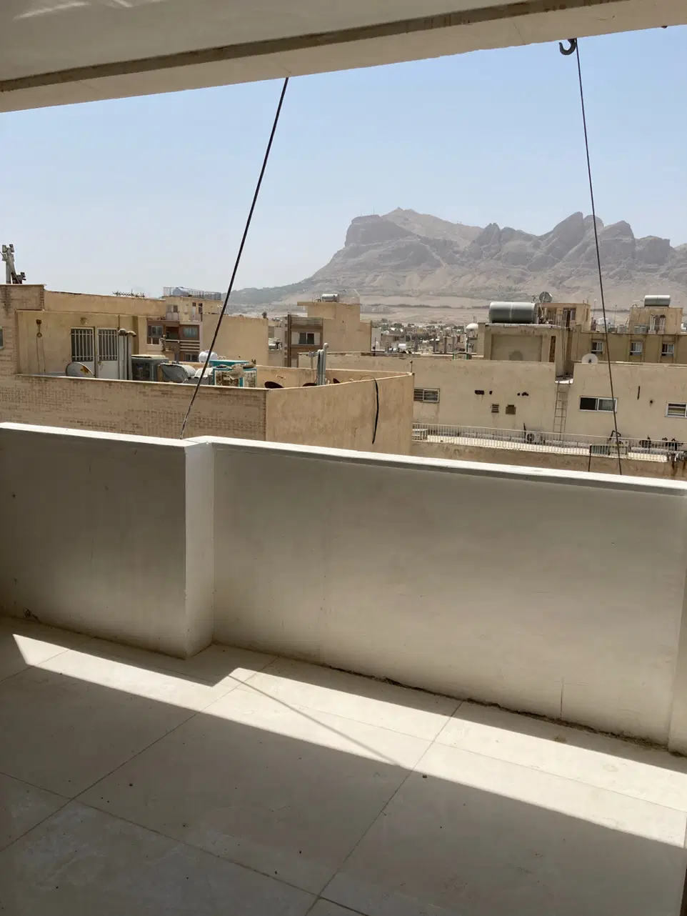 فروش اپارتمان صفر ۲خوابه خیابان وحید ۹۵m