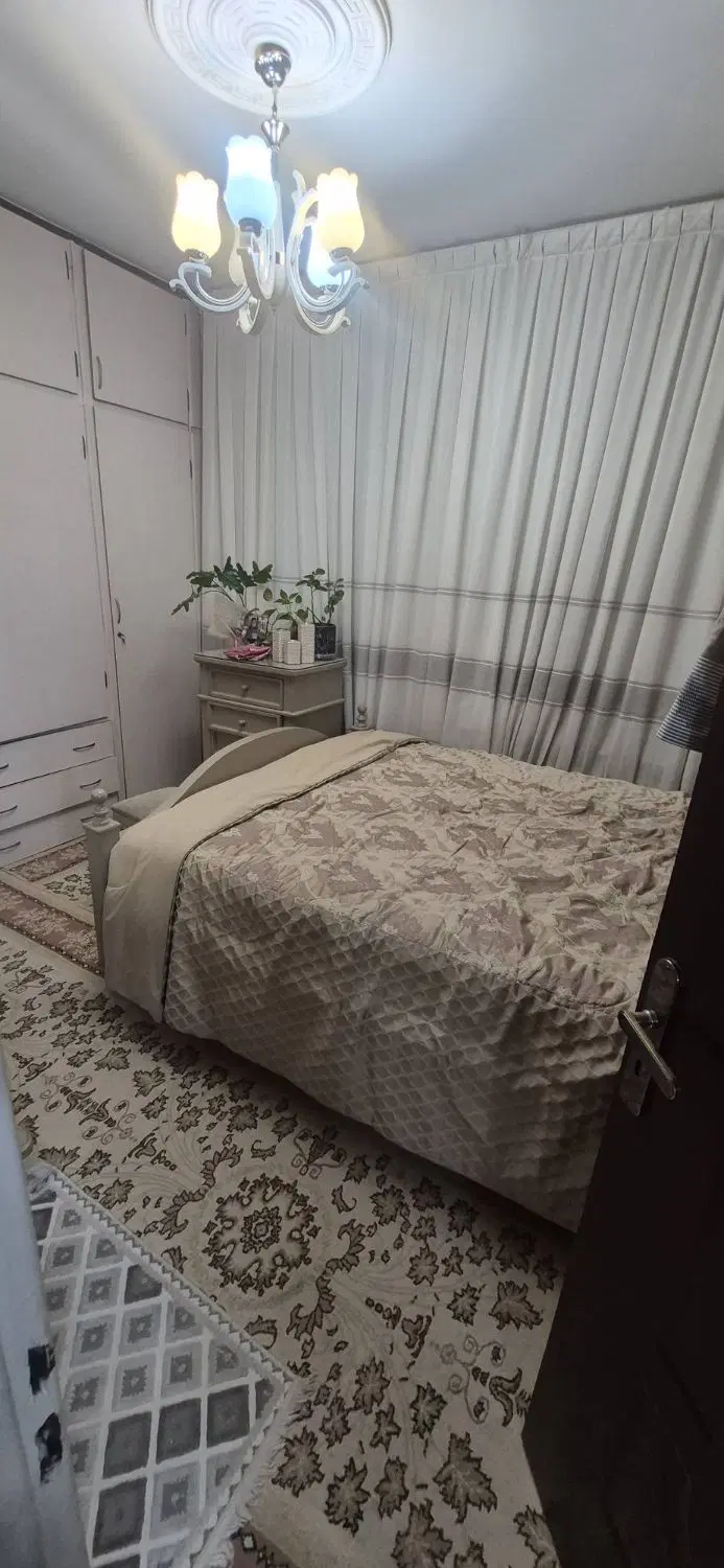 آپارتمان ۶۳ متری طبقه همکف