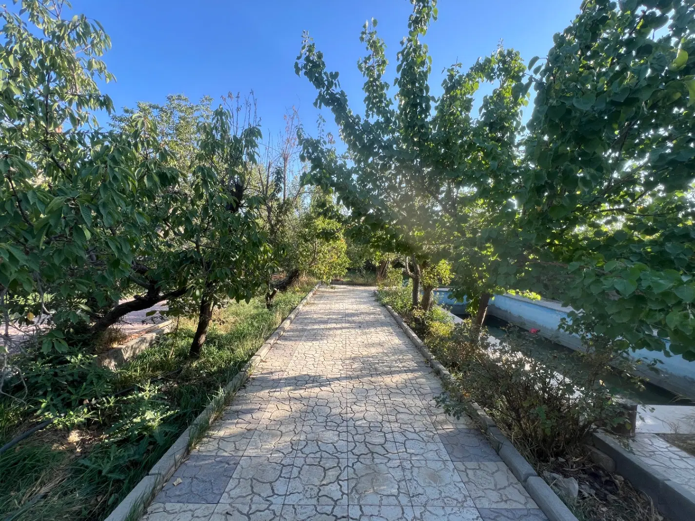باغ ویلا کردان اصلی (فرشته)