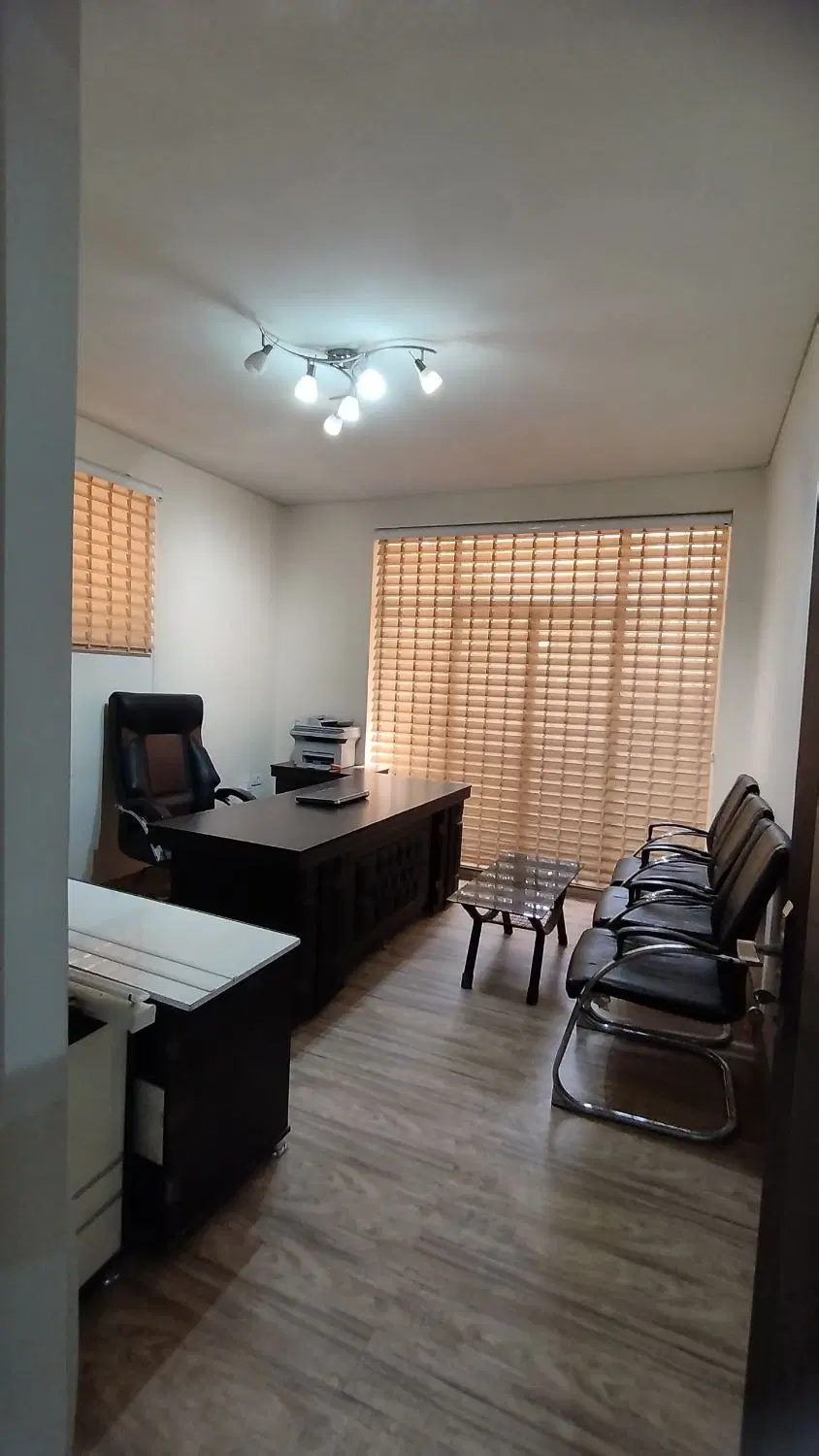 اجاره دو اتاق شیک و مبله از دفترکار