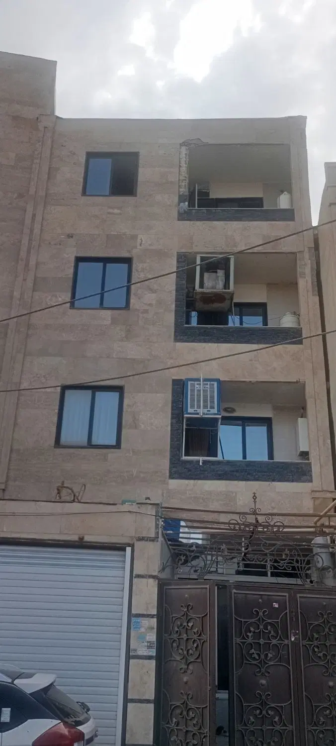 آپارتمان تک خواب سند تک برگ