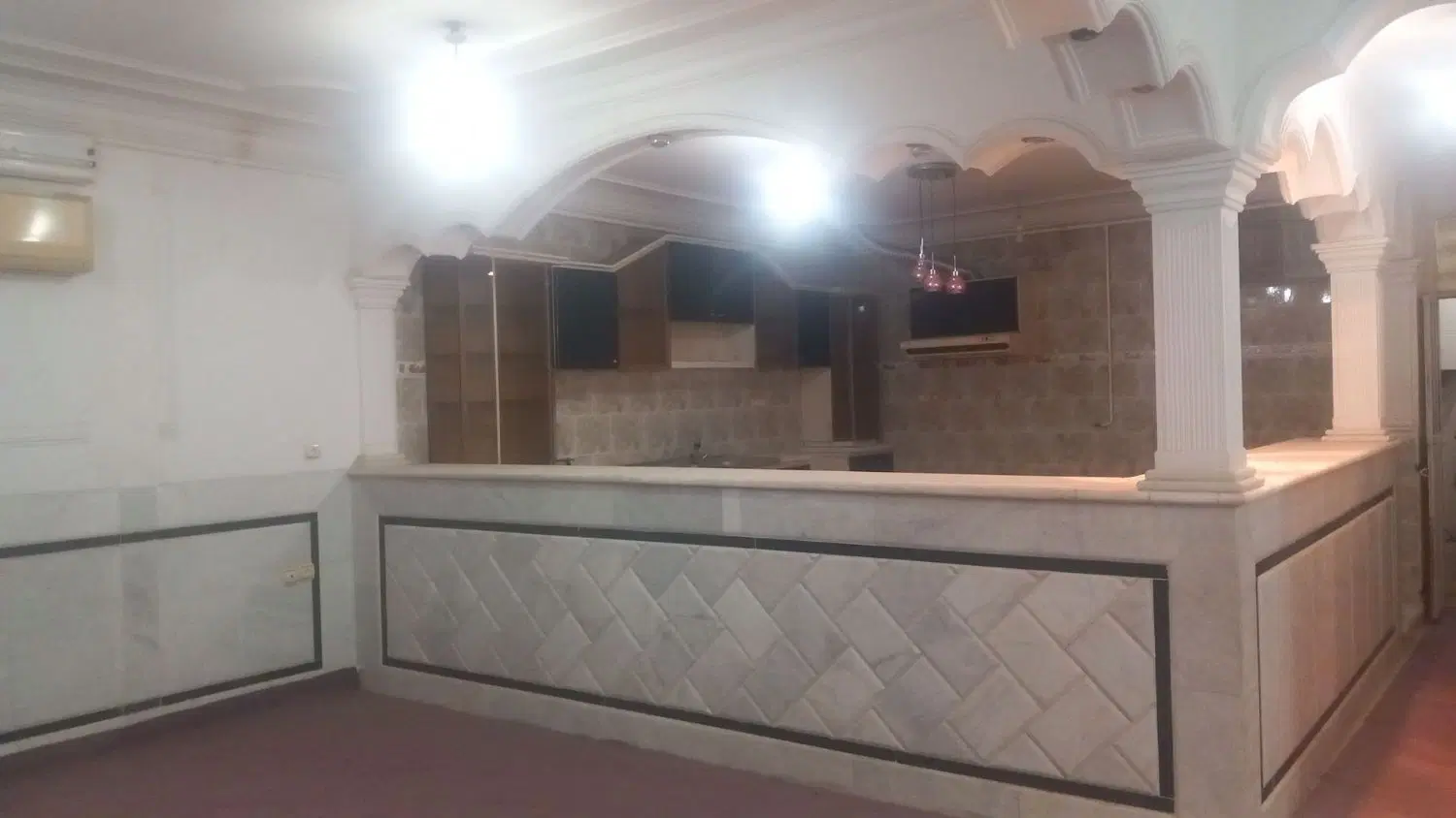 اجاره واحد آپارتمان طبقه دوم در باقری