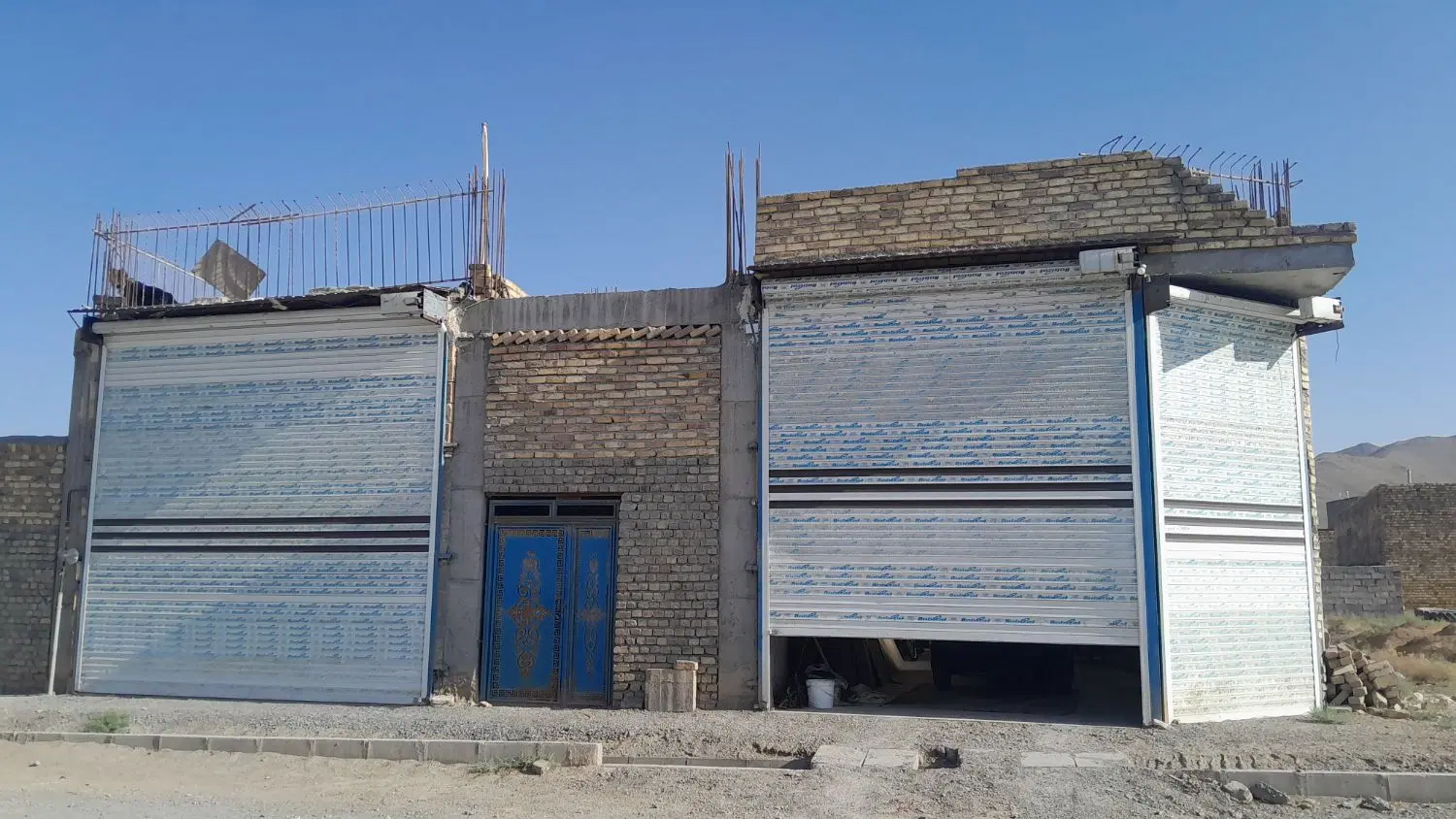 ۲۲۰ متر تجاری مسکونی دوبر مرزیجران(مرزگران مزگرون)