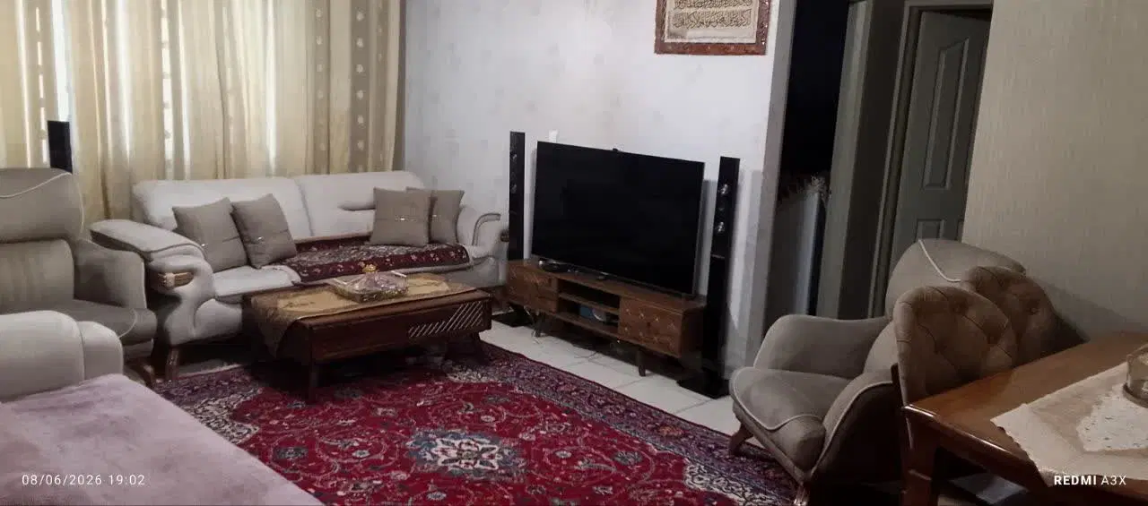 آپارتمان ۷۶ متری مجتمع اساتید گلها