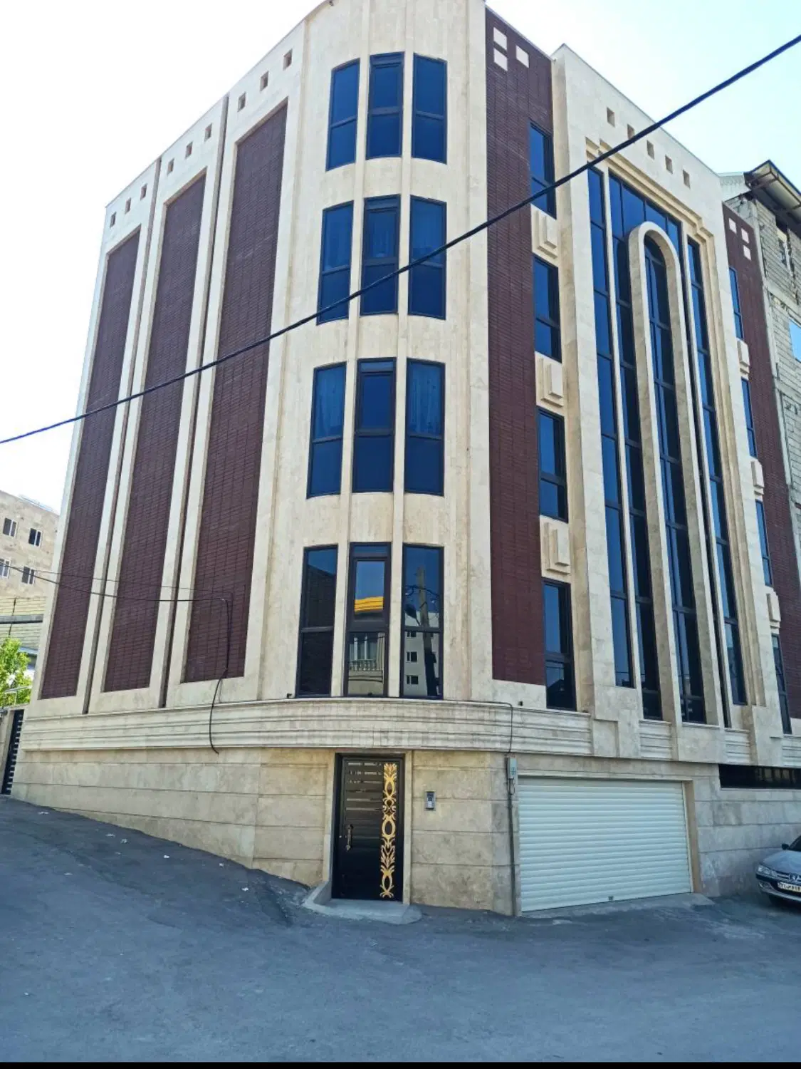 فروش آپارتمان لوکس با چشم انداز بی نظیر