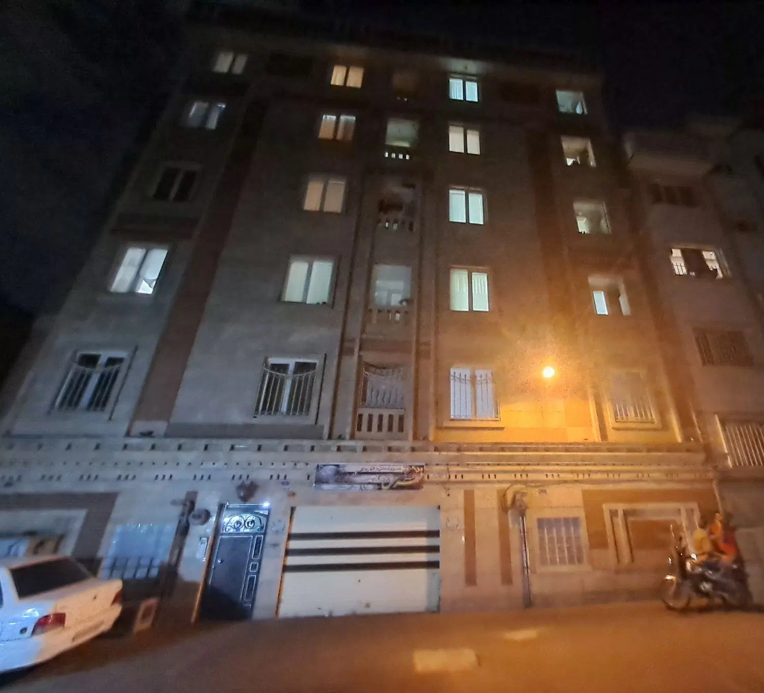 ۷۳ متر دو خواب معاوضه با آپارتمان + الباقی نقد