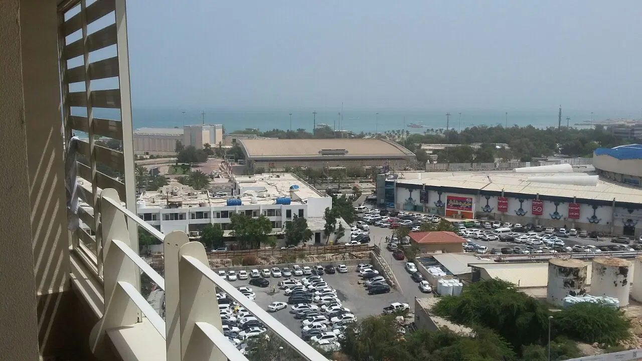 رهن و اجاره واحد ۱۰۰ متری مسکونی مبله