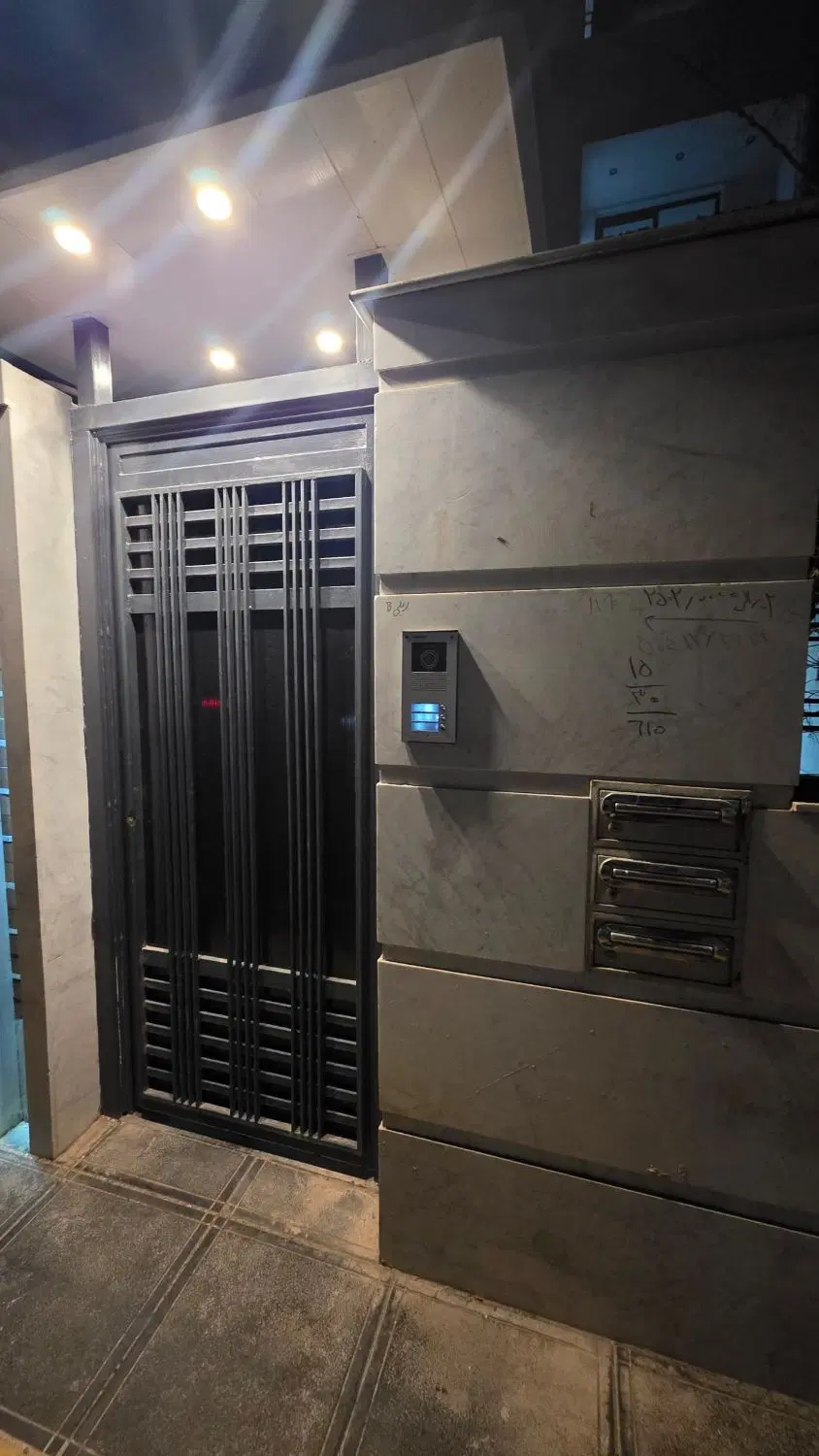 منزل ویلایی ۲۴۰ متری تهاتر با آپارتمان