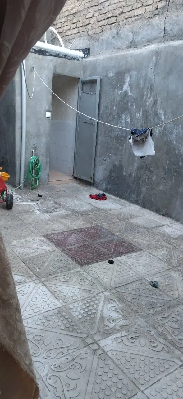 ۱۰۰ متر ویلایی دربست