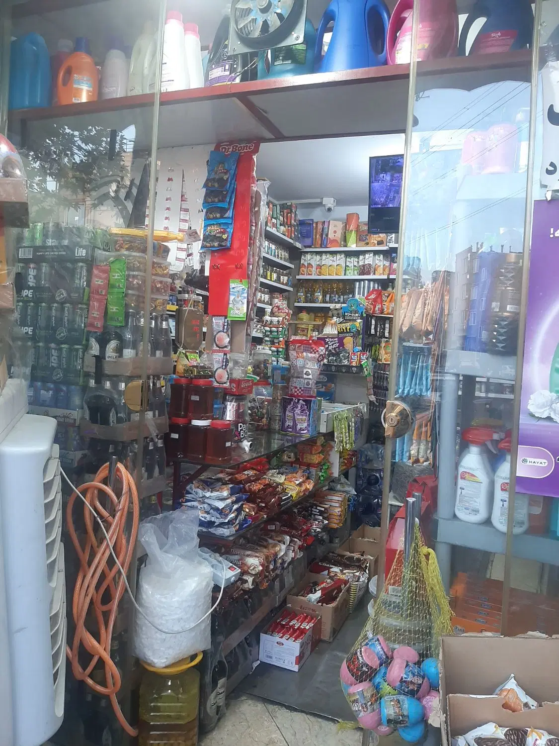 ۲۰مترمغازه..سوپرمارکت.انباری.خ استخر سازمان گوشت