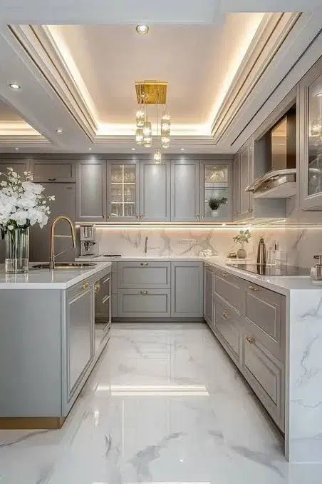 عمارت ویلایی _ دو طبقه _بدون مشابه_ فقط خاص پسندان