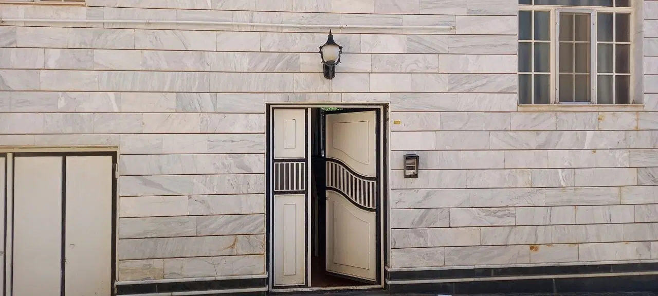 خانه دو طبقه  در شبستر(قیمت اصلی در توضیحات)