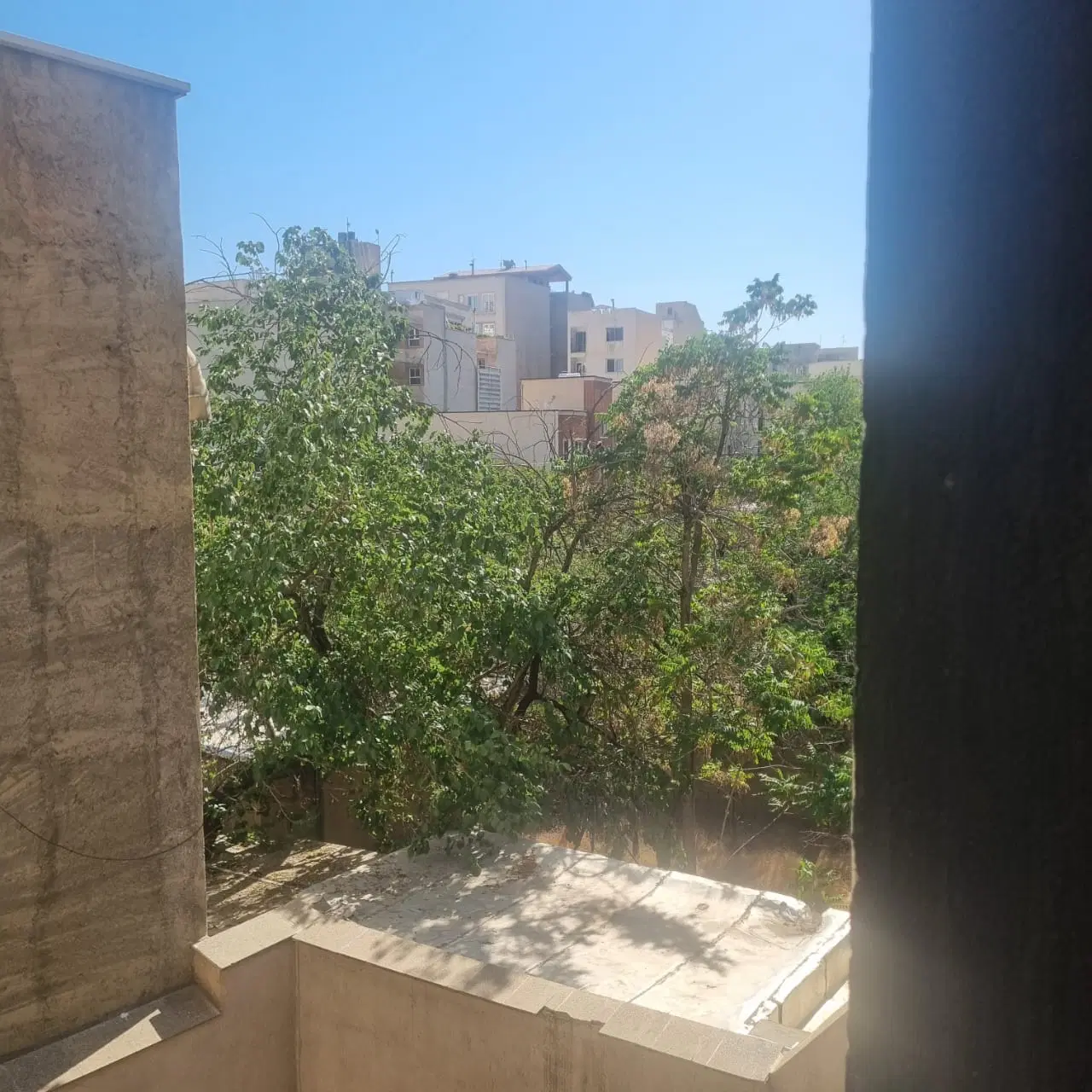 246 کلنگی دو نبش با بنا