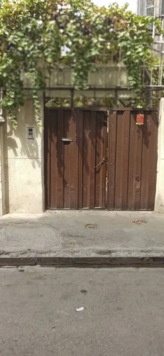 ۱۲۰ متری کلنگی آماده ساخت