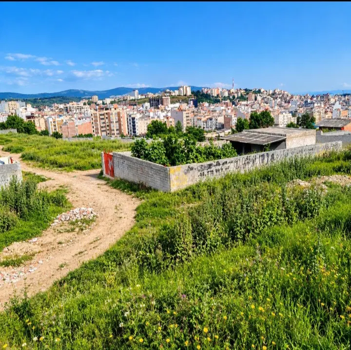 زمین پارتیان ۱۲۸ متری آینده دار