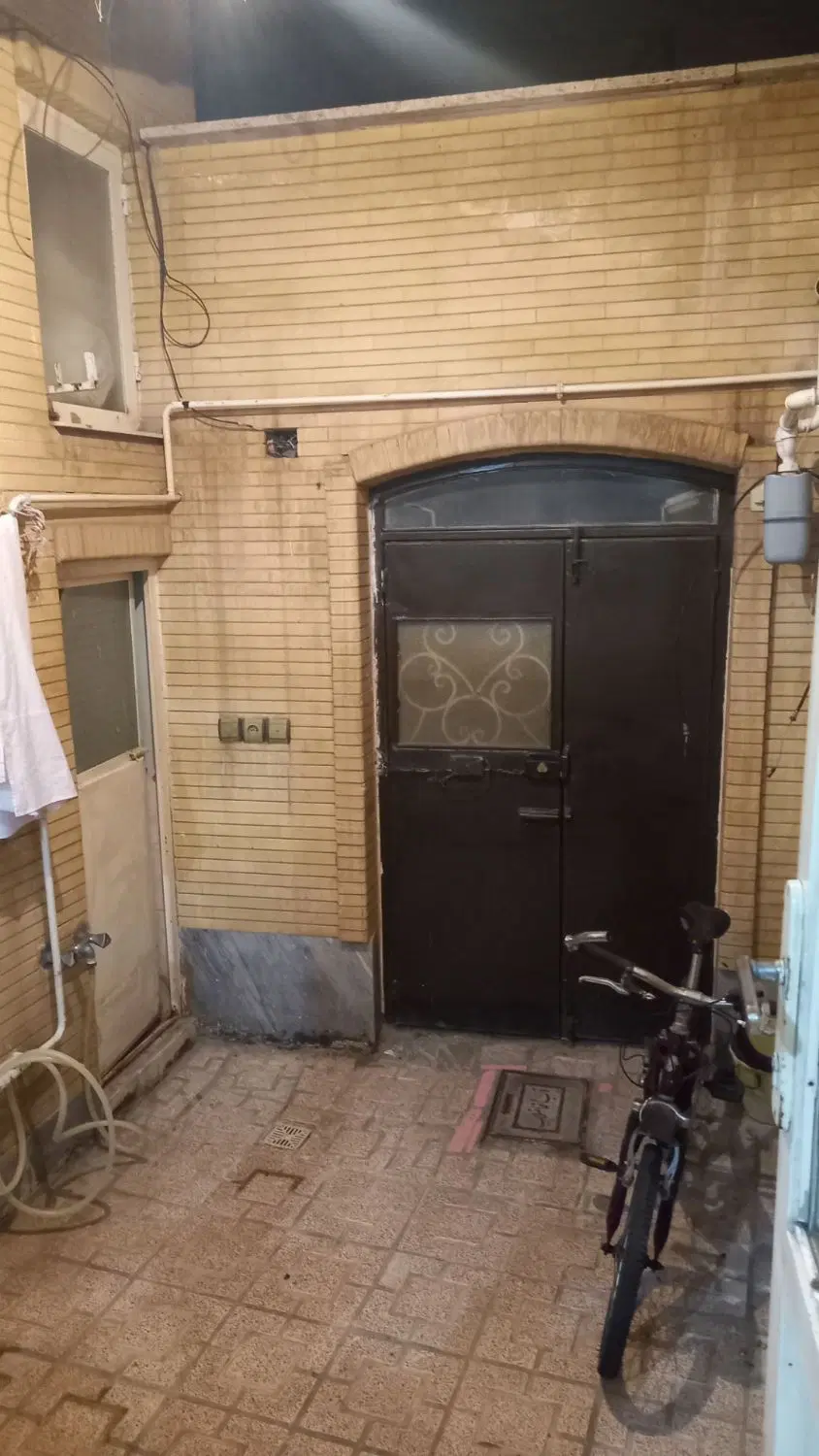 حیاط دربست ۸۰ متر تک خوابه