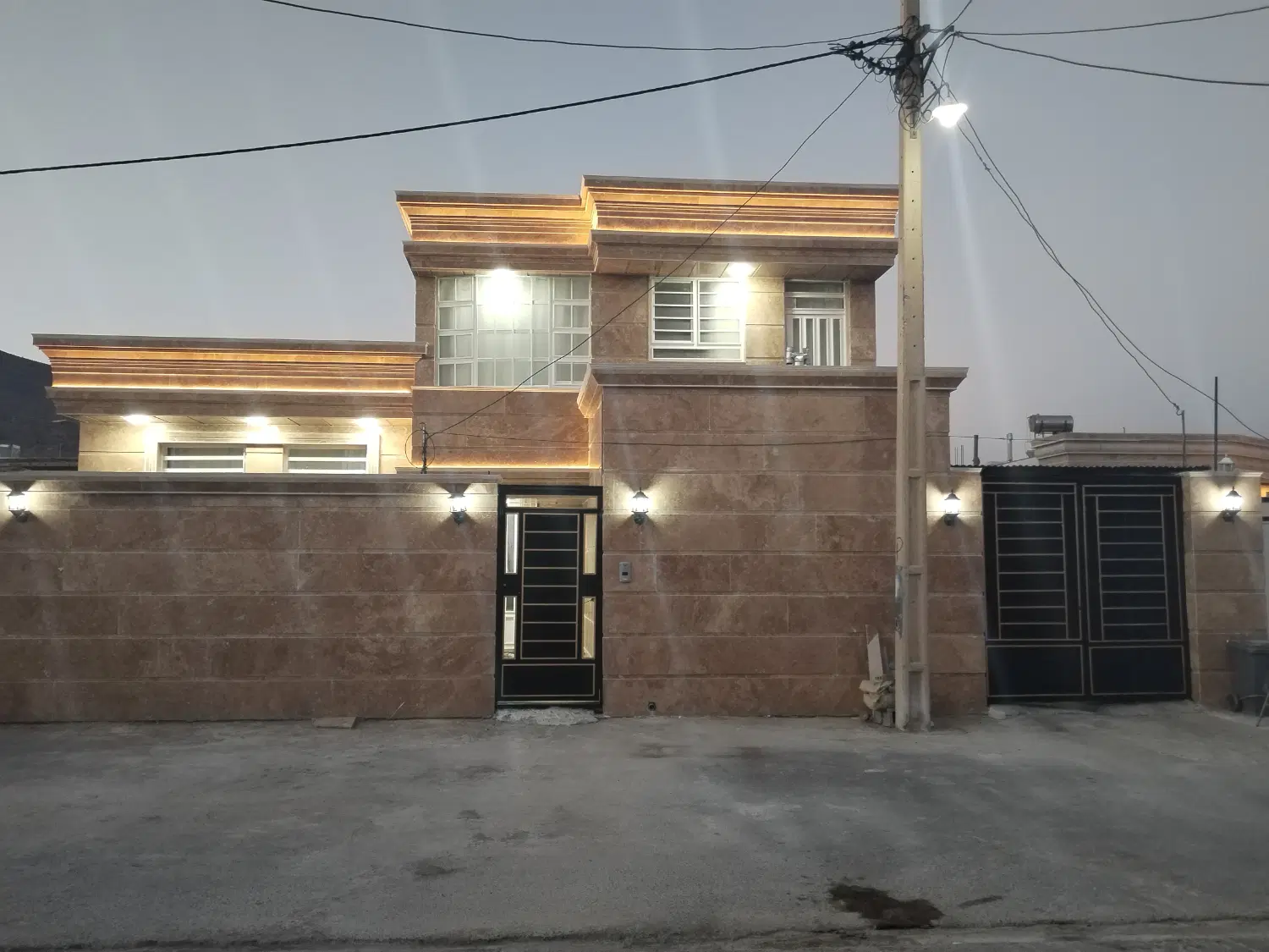 منزل مسکونی
