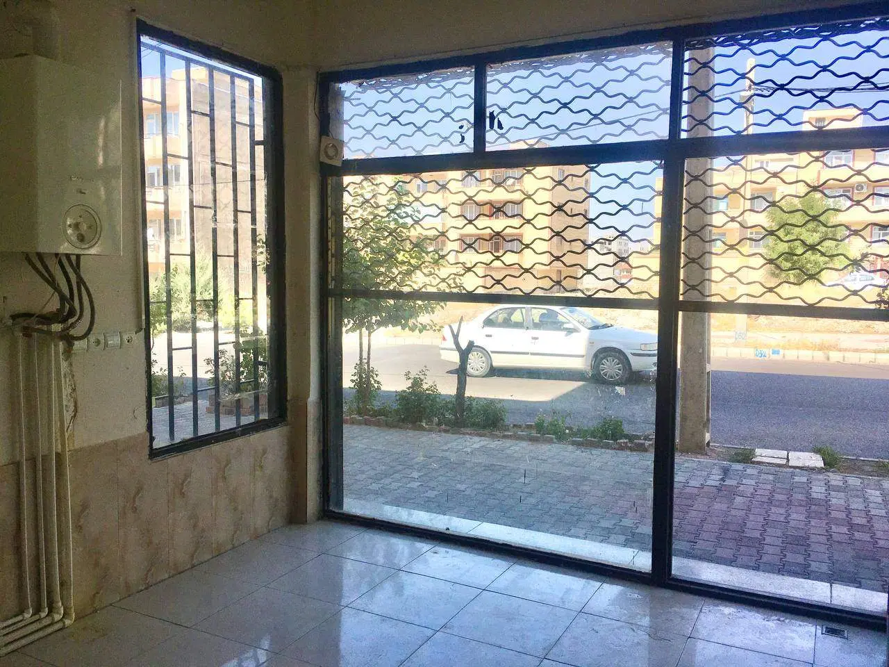 اجاره دو باب مغازه فاز ۲ شهر جدید سهند