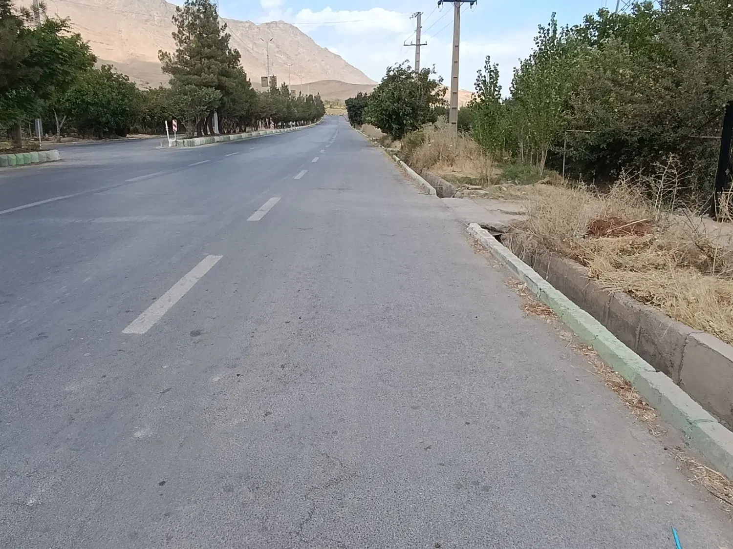باغ12ساله،انواع درختان میوه،بلوارپمپ بنزین،آستانه