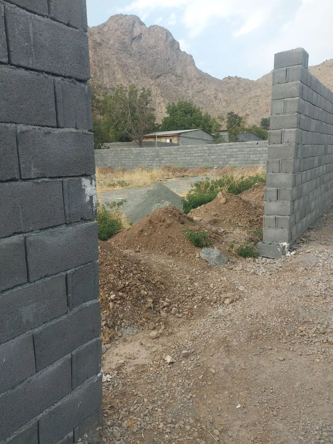 زمین باغی جاده سنندج قبل پلیس راه