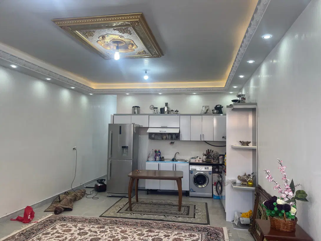 رهن کامل خانه صد متری در مطهری