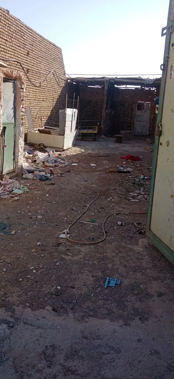 گاراژ 120متری دوکله مناسب هرشقلی