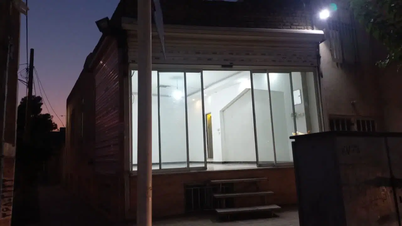 ۲۸ متر مغازه تجاری