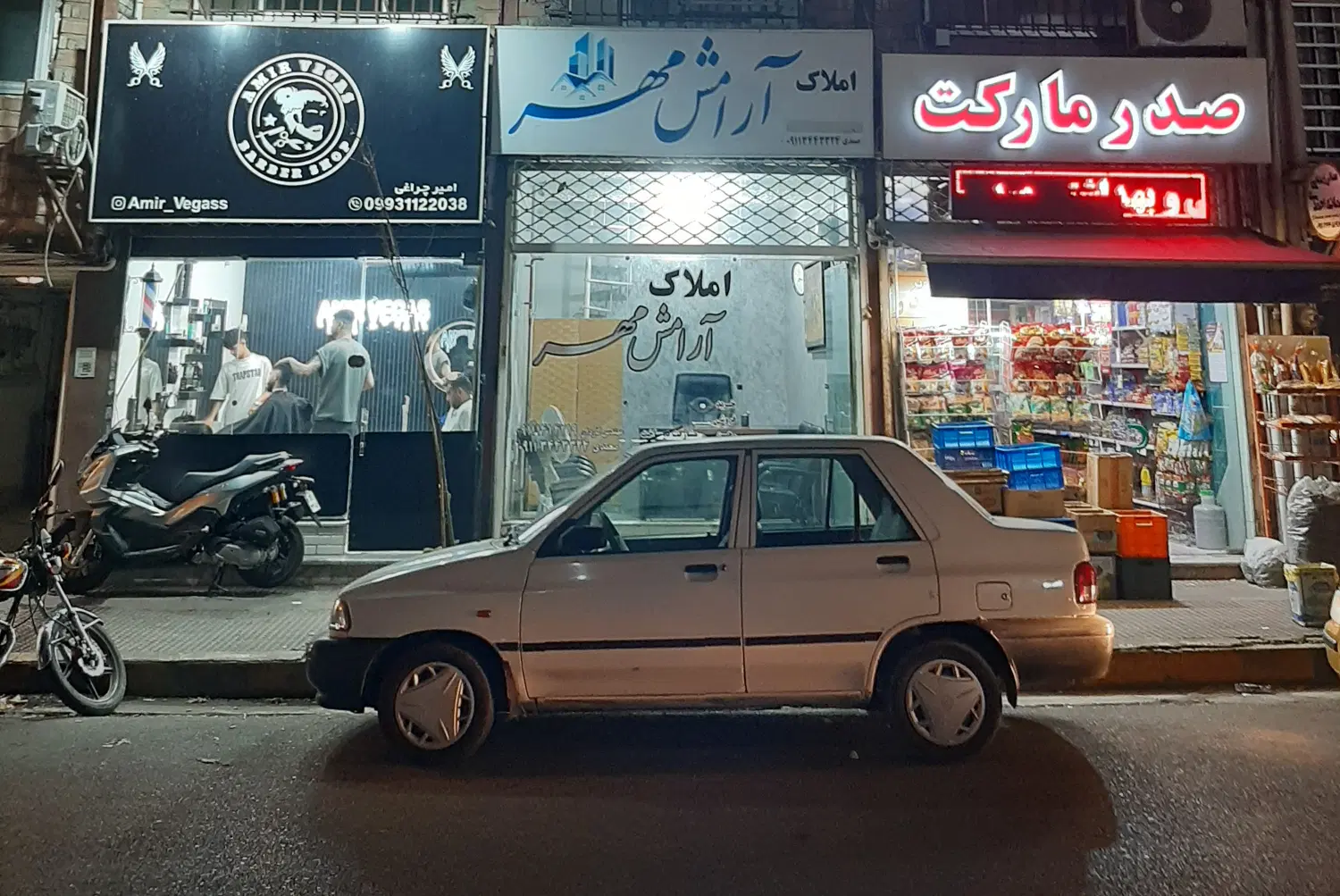 اجاره مغازه شیشه گران