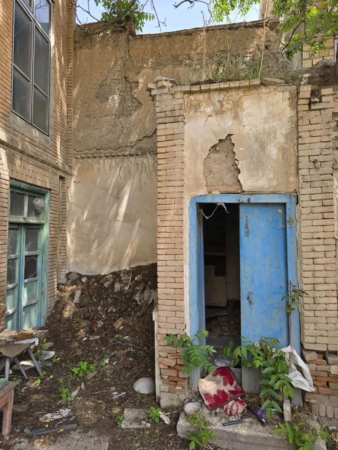 زمین بایر