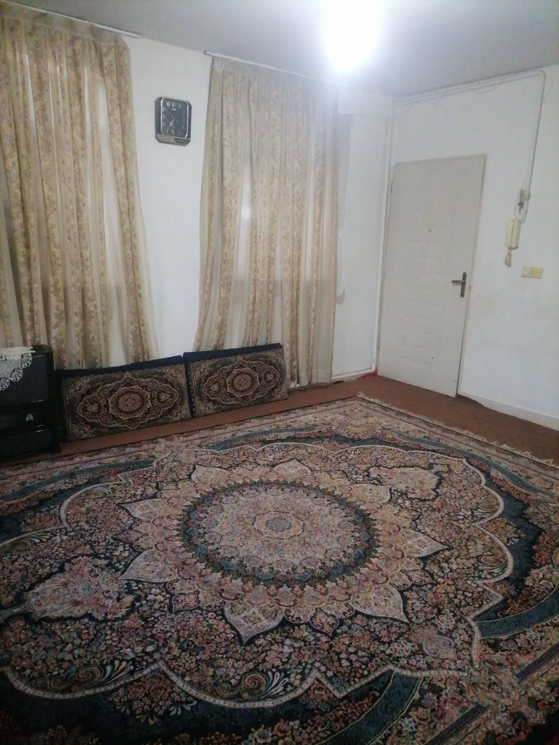۴۵ متری بدون پرتی نورگیر ط۱دوکله نور-فر‌وش و رهن