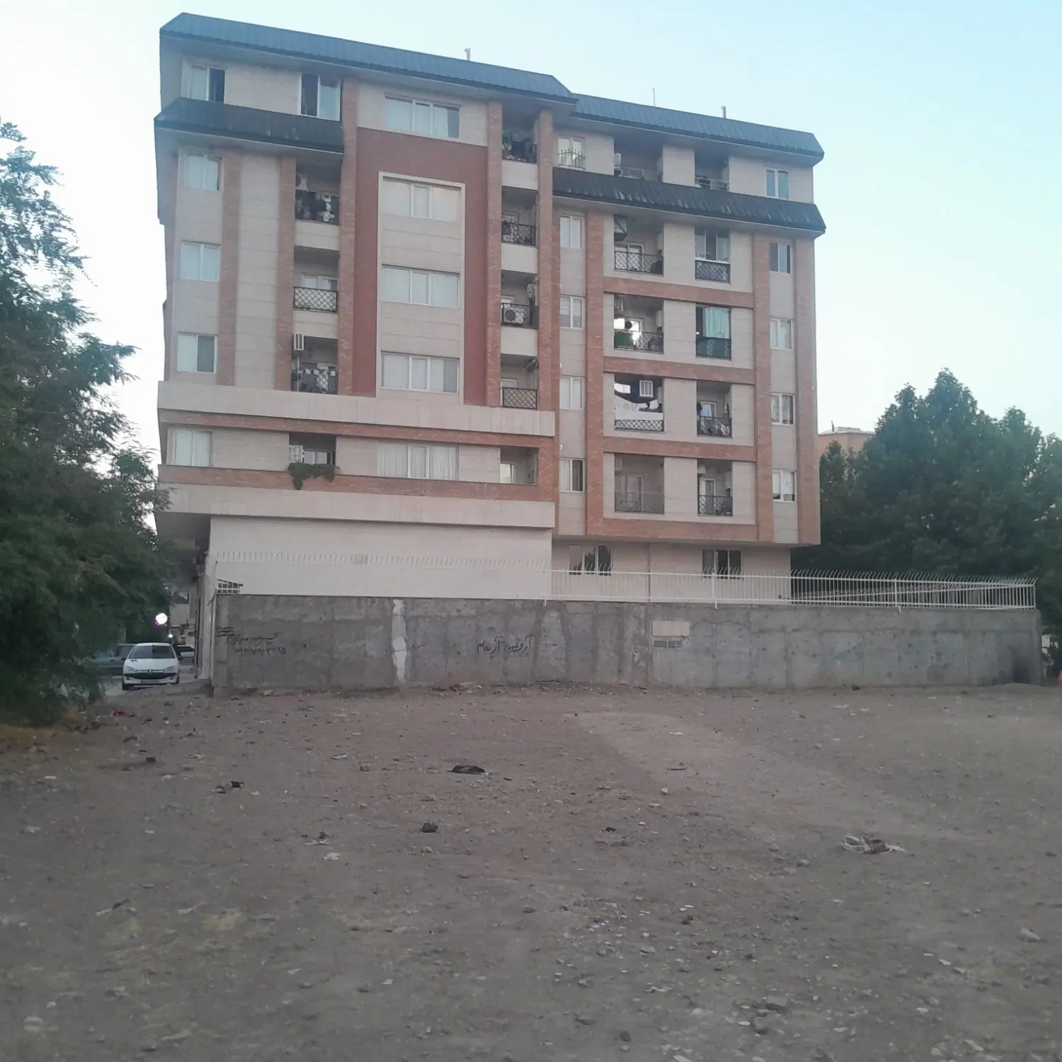 خانه ای در منطقه هشت