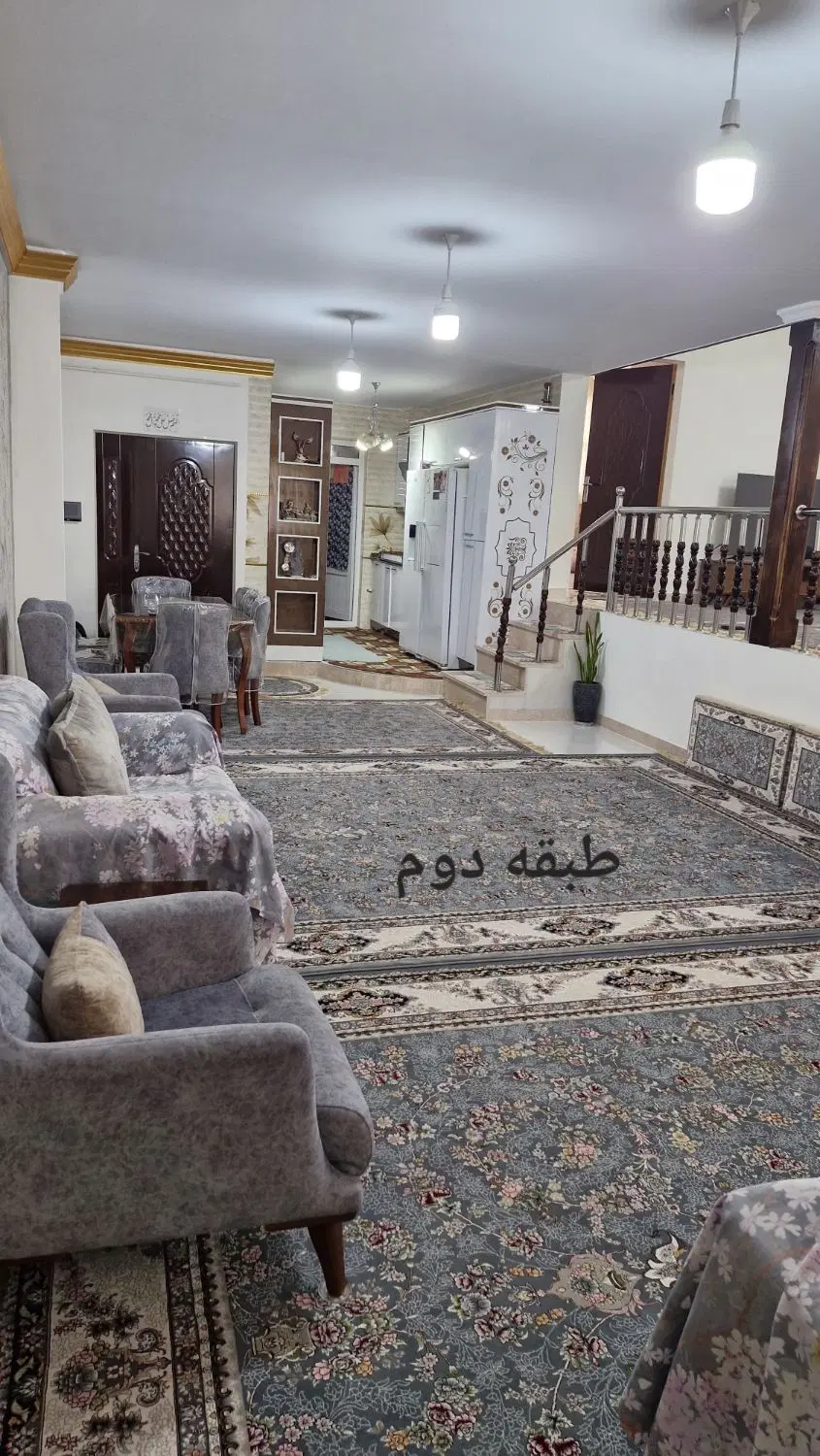 فروش خانه دوطبقه دوبلکس در خ کمیل غربی قیمت توافقی