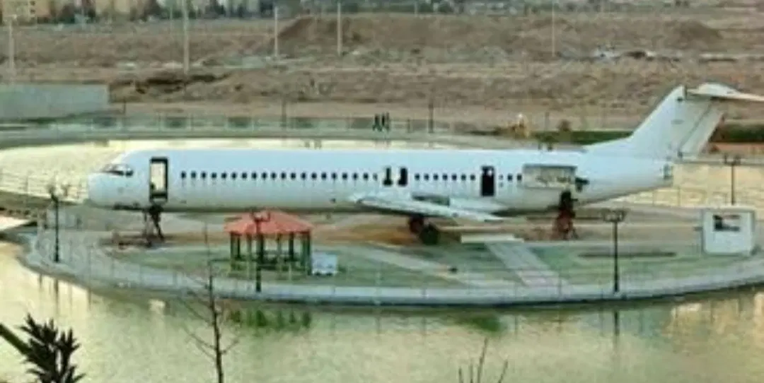 زمین 200 متری دریاچه