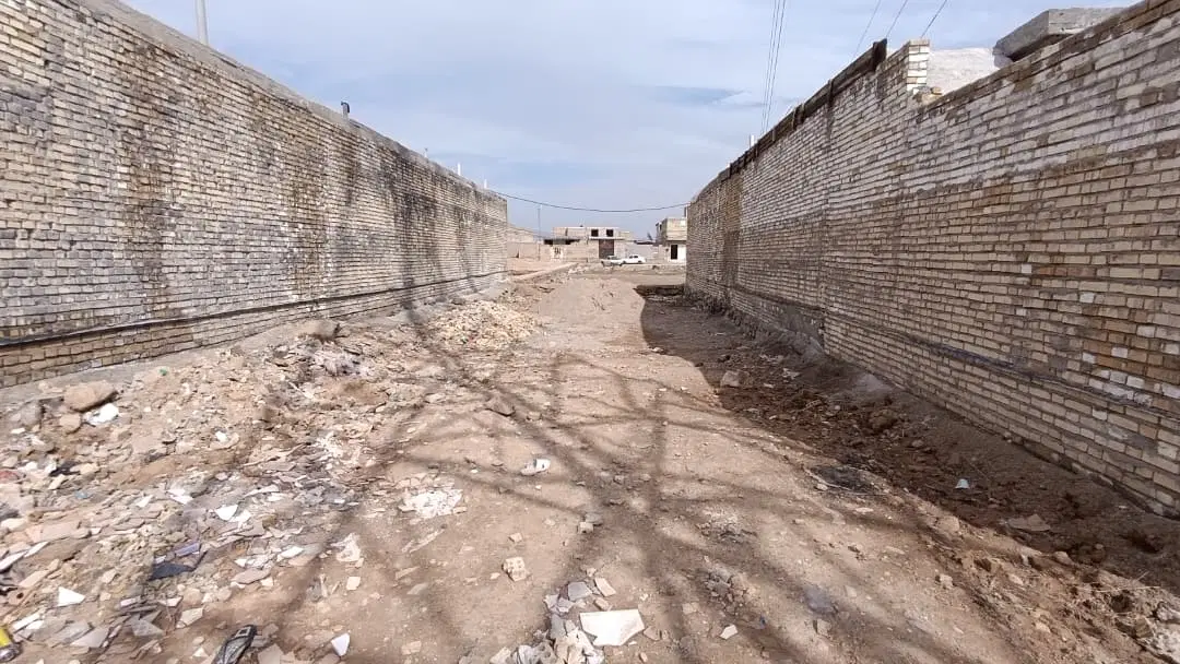 زمین عین دو