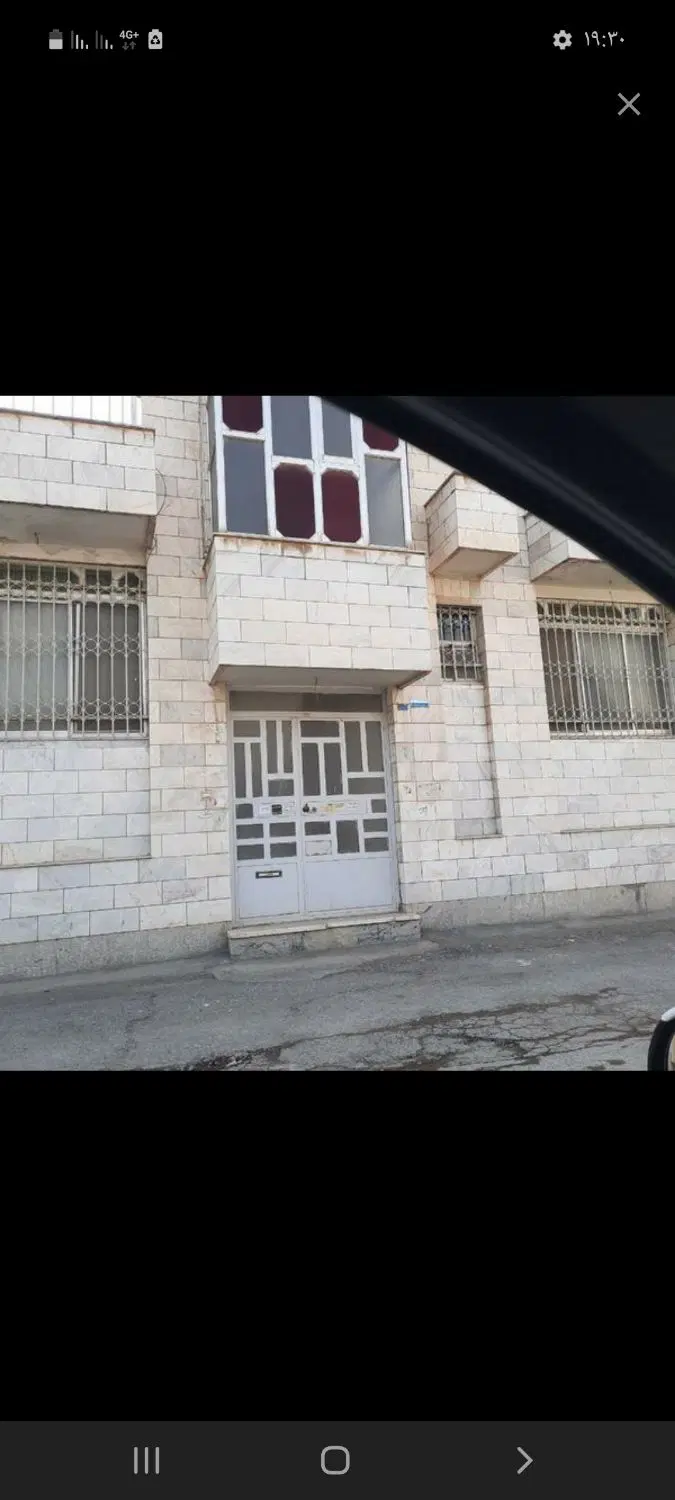 ۲۷۵ متری با مجوز ساخت ۱۰ واحد فرهنگیان فاز ۲