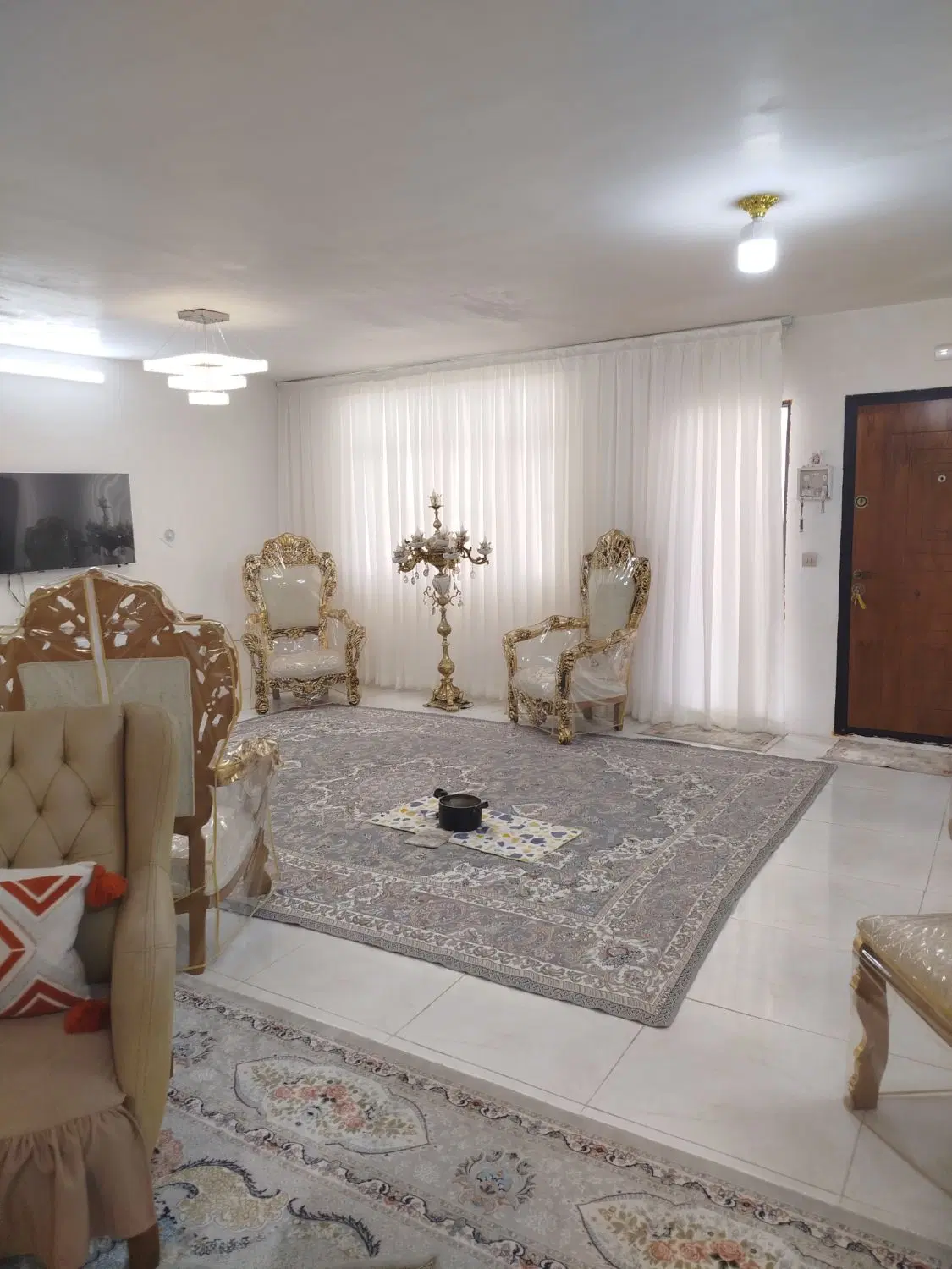 خانه بهمن آپارتمان120متر2خواب