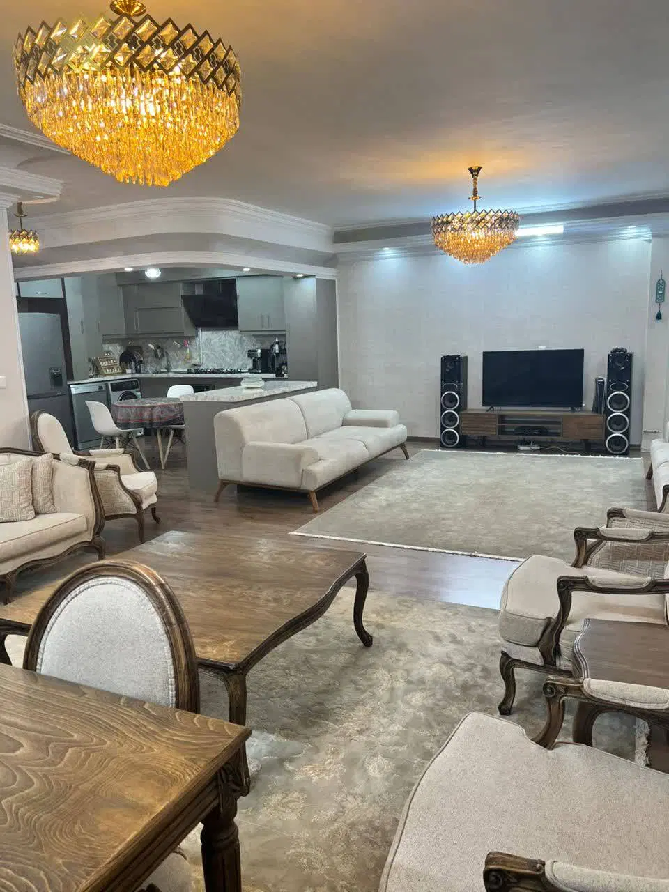 اپارتمان فکوری 130 متری