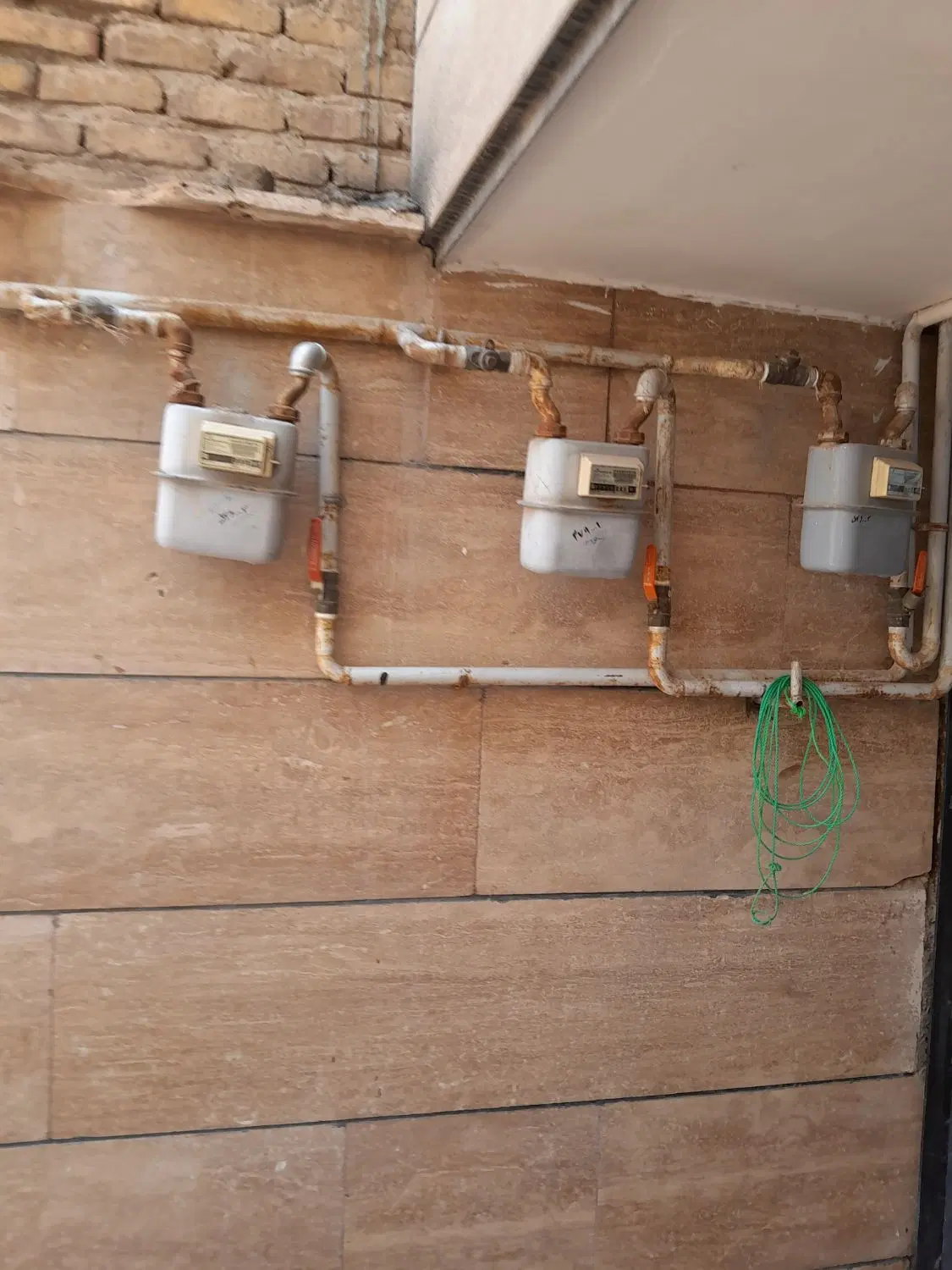 ساختمان ویلایی ۳ طبقه