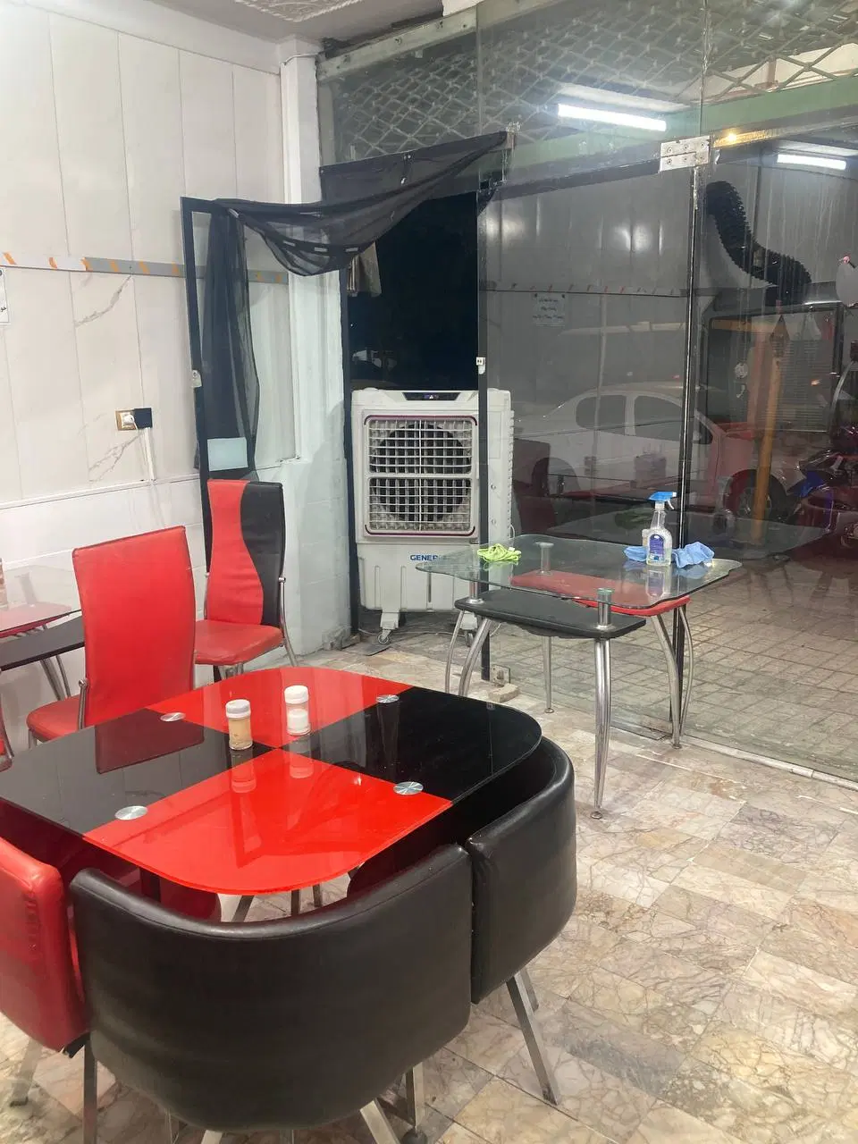 واگذاری ساندویچی فست فود