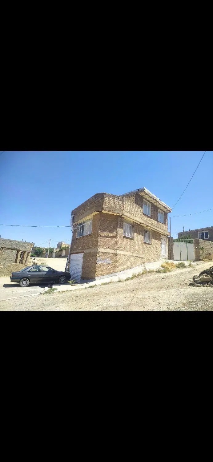 یک ساختمان یک واحده در شیخلر به فروش می‌رسد