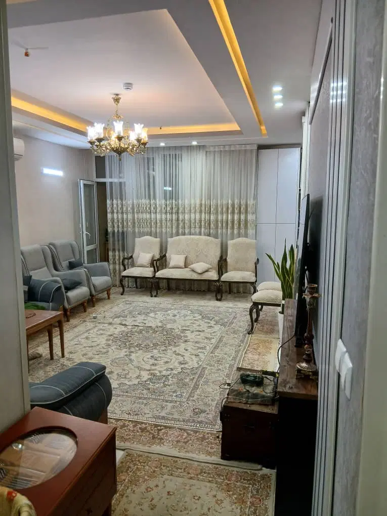 اپارتمان 85 متری با پارکینگ و اسانسور