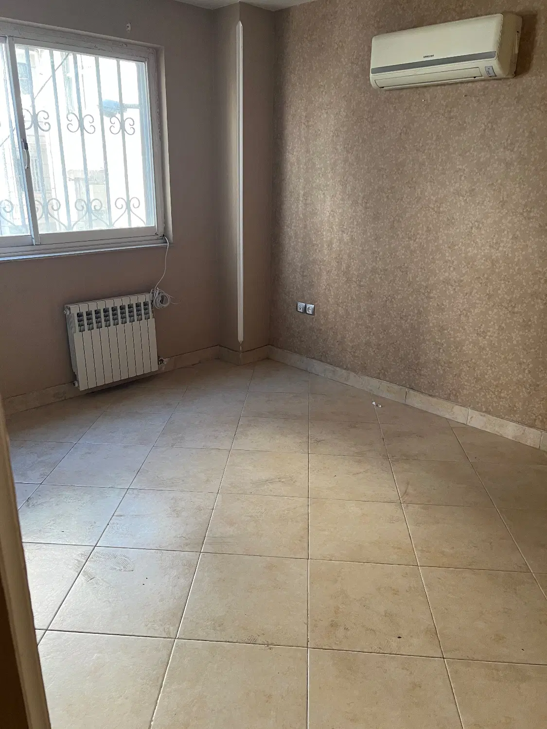سوییت با پارکینگ اخصاصی نزدیک بر مطهری ۴۳متر