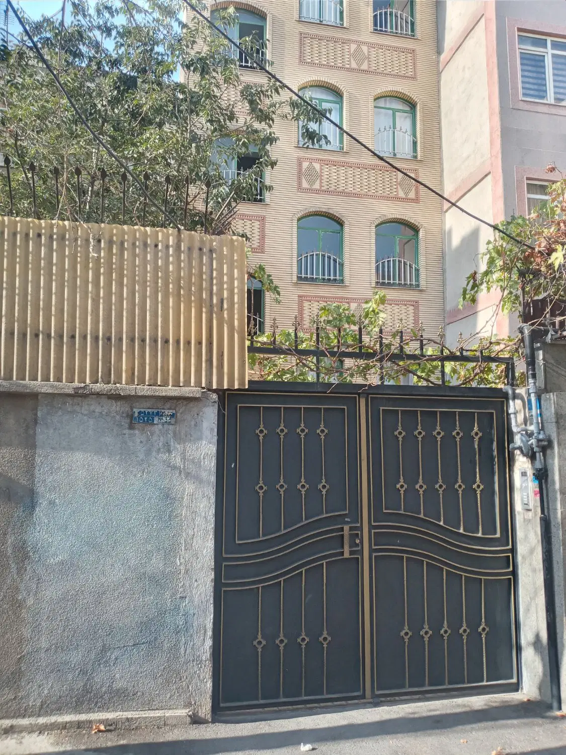 نارمک  ۸۲ متر ۲خوابه طبقه دوم تکواحد