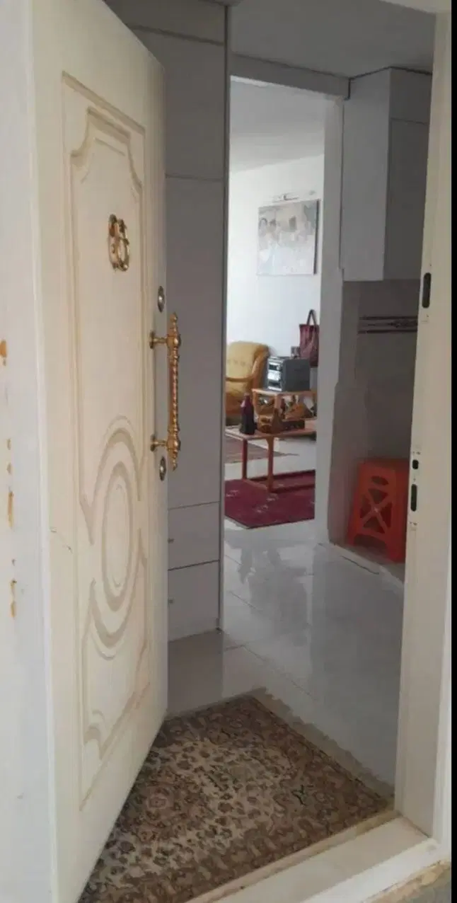 همخونه خ
