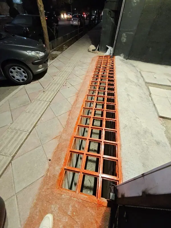 فروش و اجاره زیرزمین 220 متری بر بلوار نصیرشهر