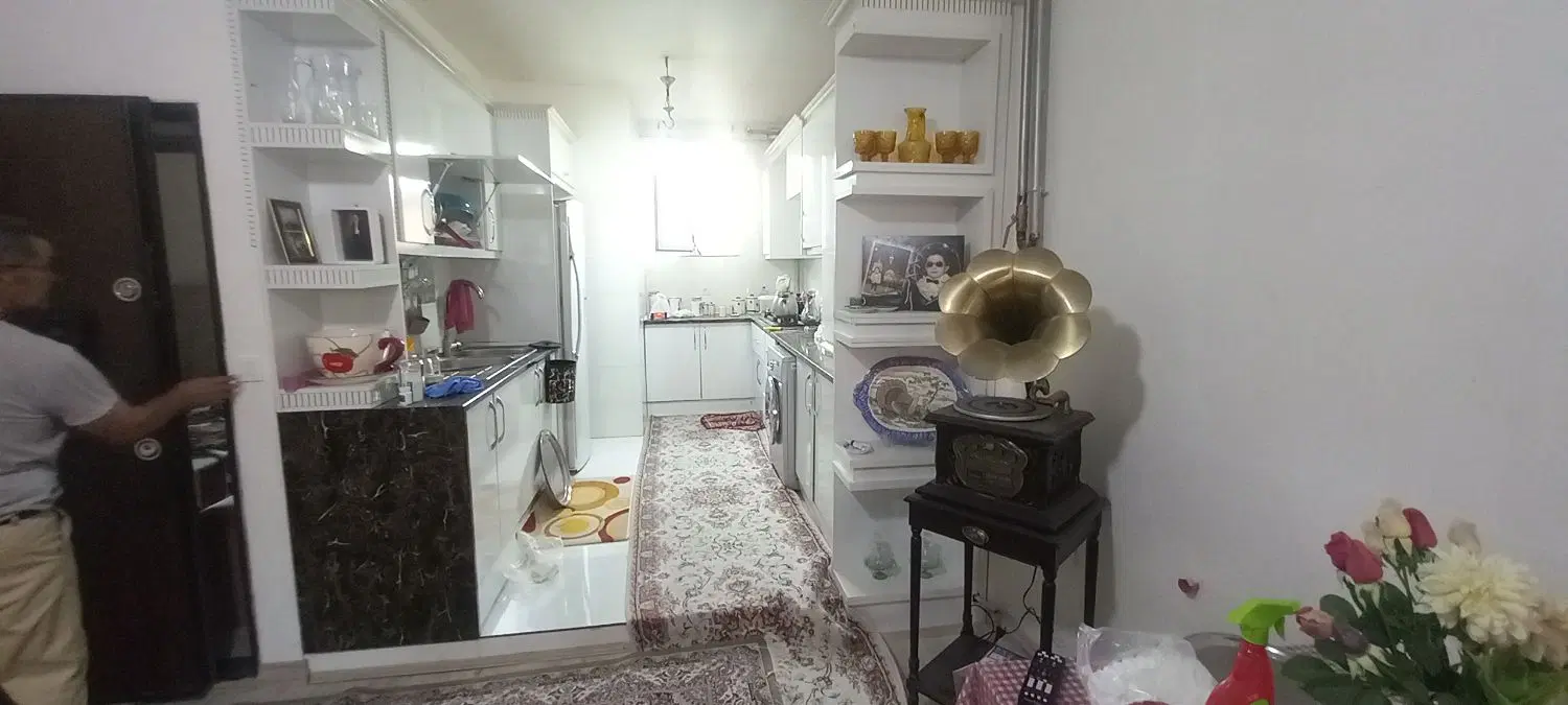 رهن واجاره 100 متر با حیاط نقلی